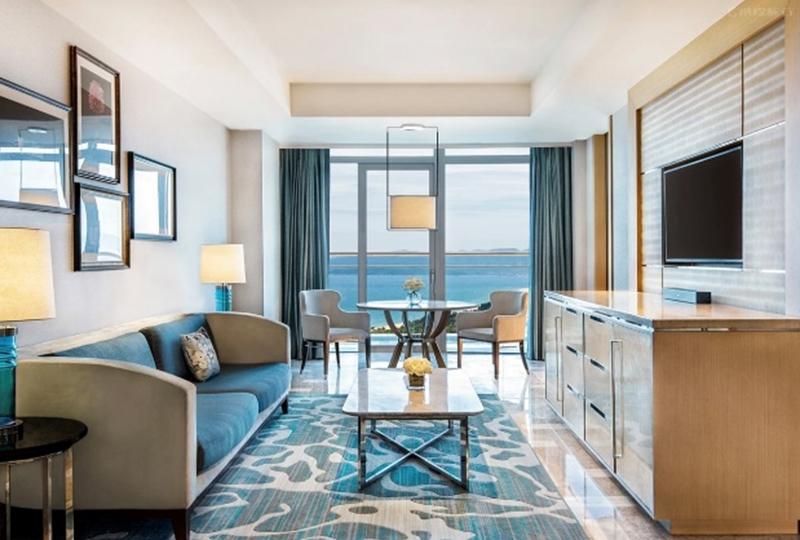 ���Ƶ�ͷ��Ҿ�